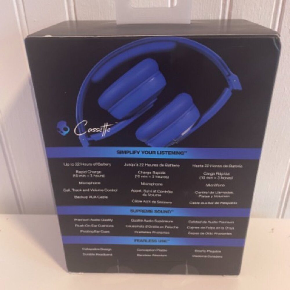 Skullcandy Cassette On-Ear Wireless Headphones, 22 Hr Battery, Microphone - Picture 7 of 8